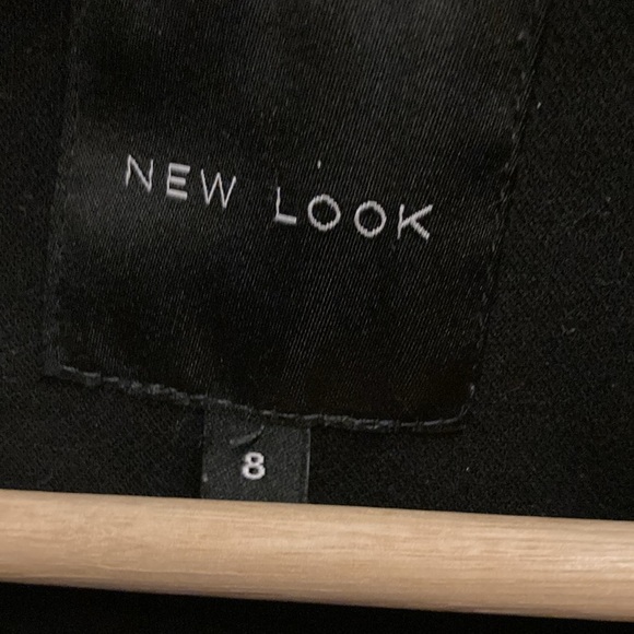 Cropped blazer, size 8 by new look black - Picture 2 of 7
